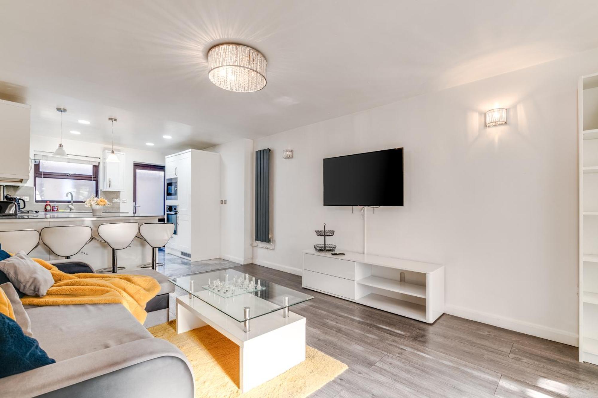 Appartamento Livestay - Stylish 3-bed Gem In Trendy E1 *